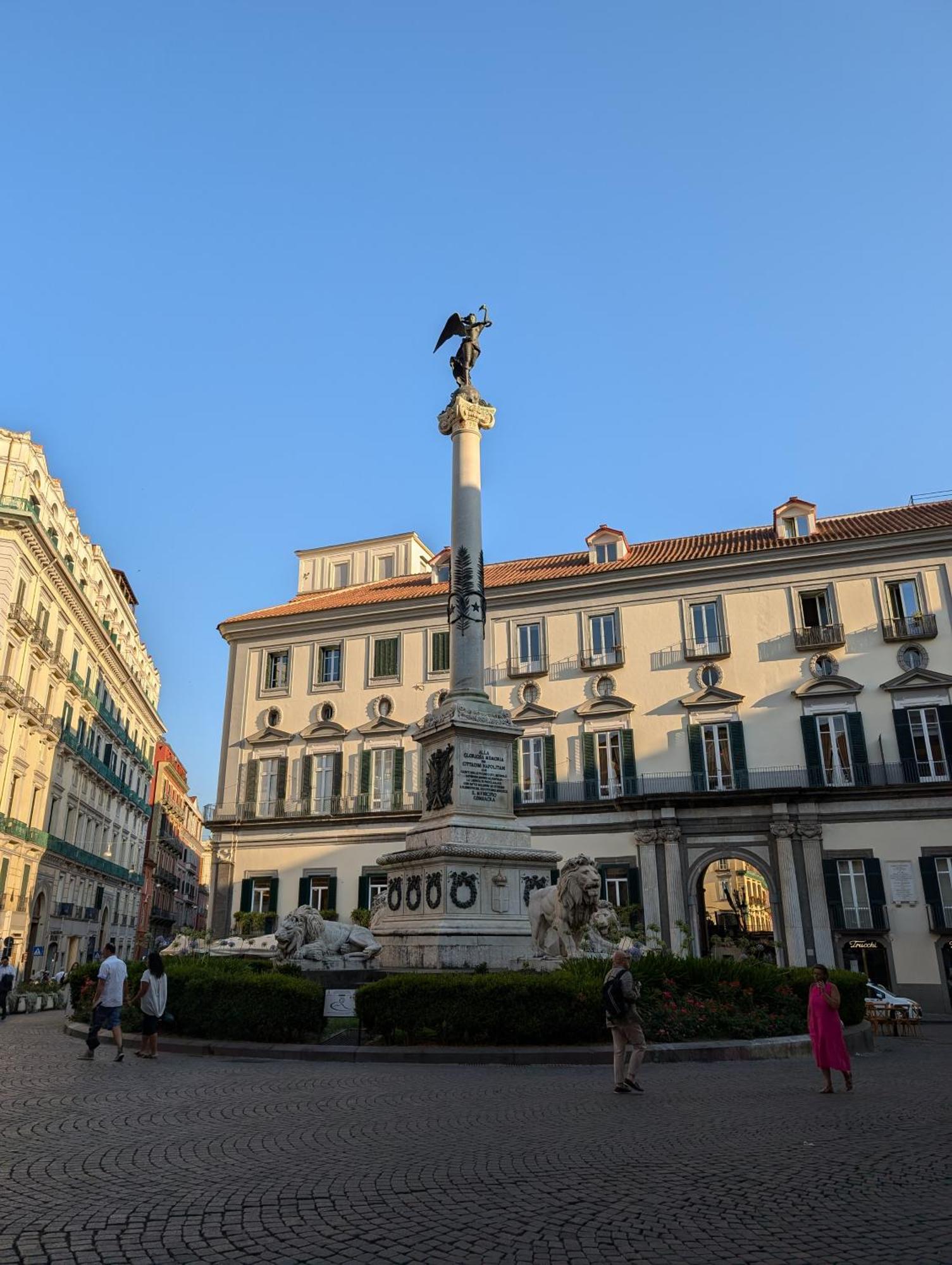 Era De Maggio Apartment Napoli Bagian luar foto